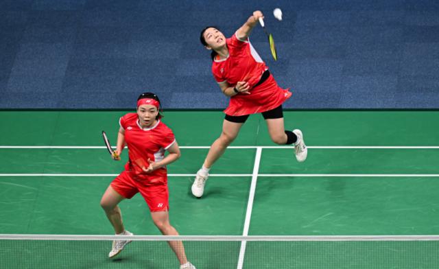 球探体育-陈清晨贾一凡：现在是黑暗时刻，但我们都豁出去了